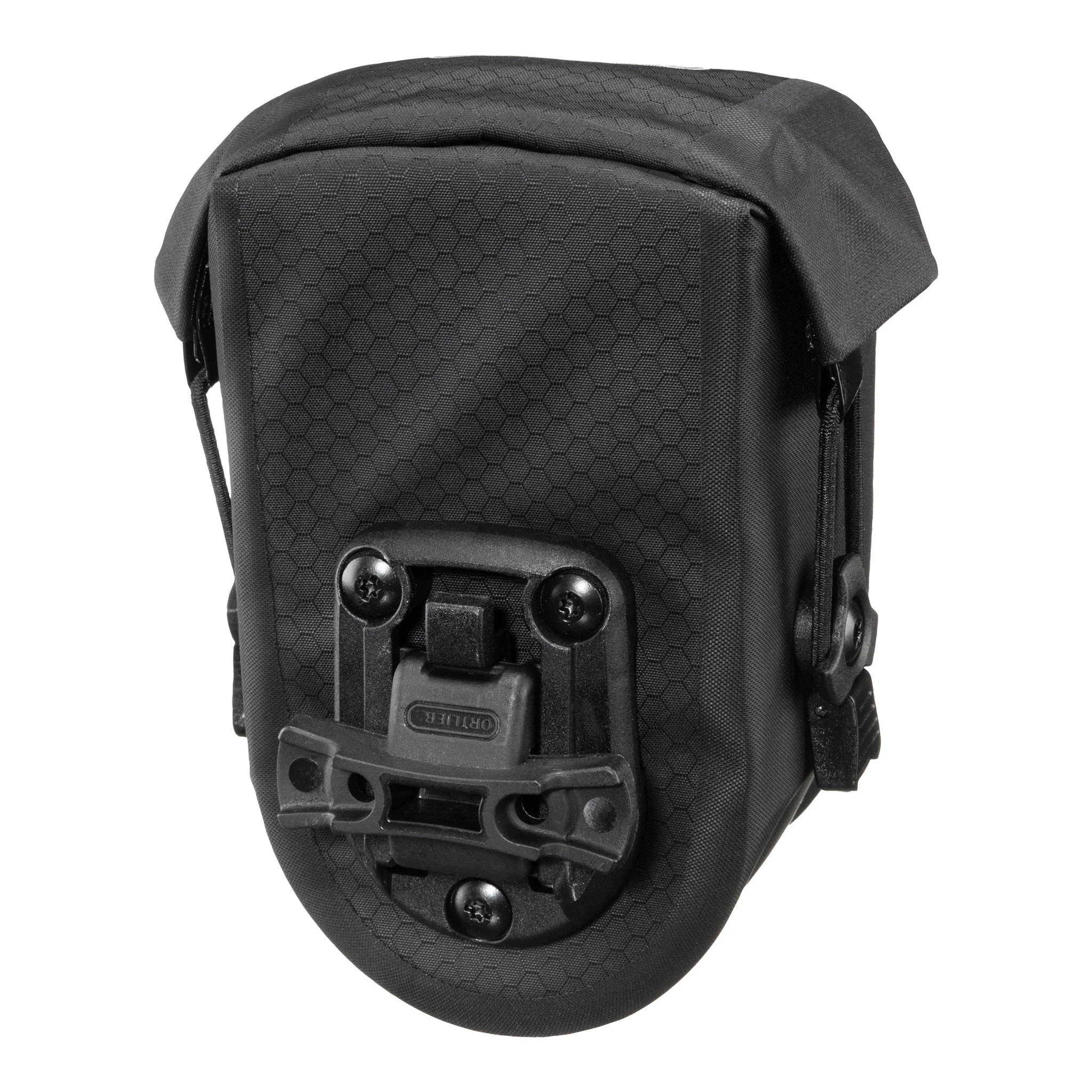Fietser met ORTLIEB Micro-Bag in dark-sand op grindpad in de natuur